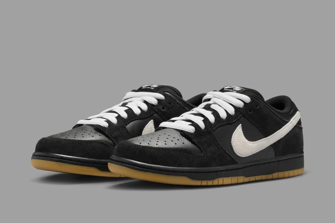 NIKE SB DUNK LOW BLACK SUEDE